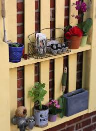 How Tuesday Upcycled Pallet Shelf Diy Garden Furniture Garden Storage Diy Pallet Garden Furniture