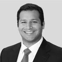 Ellie Dupler's Instagram, Twitter & Facebook