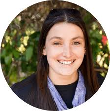 Iris Hollis's Instagram, Twitter & Facebook