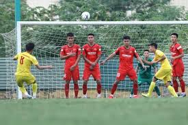 Như đã đưa tin, thủ thành đặng văn lâm sẽ không tập trung cùng đt việt nam tham dự vòng loại world cup 2022 khu vực châu á tại uae như dự kiến. Danh Sach 34 Cáº§u Thá»§ U22 Viá»‡t Nam Táº­p Trung Va Ä'a Giao Há»¯u Vá»›i Ä't