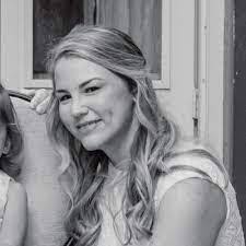 Shelly Branson's Instagram, Twitter & Facebook