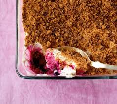 quark beeren dessert rezept einfacher nachtisch essen und trinken dessert