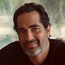 Santiago Echavarria's Instagram, Twitter & Facebook