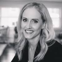 Christina Horton's Instagram, Twitter & Facebook