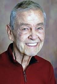 Richard Everett credited mother's recipes for Runza sandwich success in  Omaha