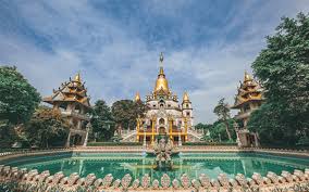 Thái lan được mệnh danh là đất nước chùa vàng rực rỡ nguy nga, các bãi biển đẹp cát vàng, nền ẩm thực đa dạng cùng những con người hiếu khách với nụ cười tươi thắm. Chua Thai Lan Ghe ThÄƒm Chá»'n Linh Thieng á»Ÿ Tphcm Saigon Star Travel