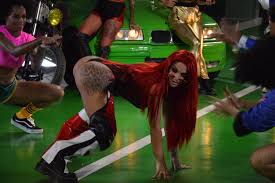 Elettra Lamborghini on X: TWERKING QUEEN IS READYY!!! 👹👑 -24 hr 🕙  Official video out TOMORROW 👹 7:00 PM ( Italian hour) !!! MALA  Savethedate t.cojZ9Rok8Obc  X