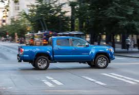 The truck has been updated and modernized for the first time in many years. Test Drive 2016 Toyota Tacoma Limited Review Carprousa