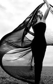 Black And White Fashion Photography Landscape New Fashion Photography Black And White Angel 32 Ideas Black And White Photography White Photography Black And White