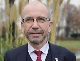 Vorsitzender) heißt in der evangelischen kirche im rheinland der leitende geistliche. Drei Fragen An Den Scheidenden Prases Der Evangelischen Kirche Im Rheinland Manfred Rekowski Luttringhauser De