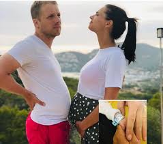 Sie ist zum zweiten mal schwanger. Breaking News Das Baby Von Oliver Pocher Und Amira Ist Da Geboren Am 11 11 Lilly Becker Gratuliert Promiwood