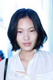 The 90's were a great time for hairstyle, just thinking back you probably remember some of your favorite styles. 90s Hairstyles 27 Popular Looks All Things Hair Us