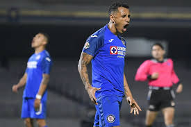 Santos reconoce la cancha del estadio azteca previo a su duelo ante cruz azul de la jornada 3 de la liga mx. Cruz Azul Vs Santos How And Where To Watch Matchday 1 Live World Today News