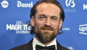 Eve Dalton's Instagram, Twitter & Facebook