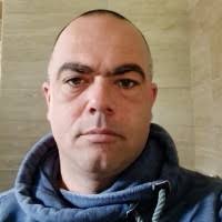 1600+ profils pour “Vukelic”