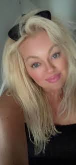 Barbara Stiltner's Instagram, Twitter & Facebook