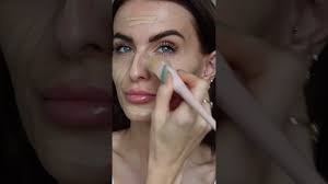 Deborah Milano vysoce krycí make-up 24ore Extra Cover, 30ml