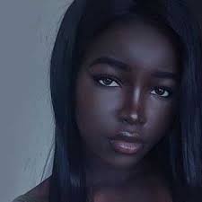 Join facebook to connect with blackgirl lola and others you may know. Lola Chuil Model Ebony Beauty Beautiful Black Women Beautiful Dark Skin