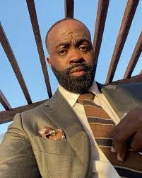 Floyd Thorne's Instagram, Twitter & Facebook