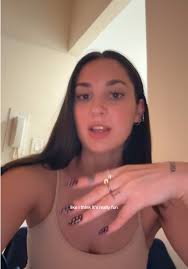 Sydney Thomas in Street Dare