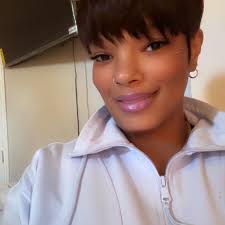 Can I brag about my business and my barber family real quick oh well, I'm  gonna do it anyway So in the last four months, I've had five barbers and  two hairstylist