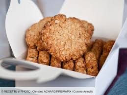 Recette Biscuits Suedois Ingredients 4 Personnes 120 G De Flocons D Avoine 100 G De Farine D Epeautre 80 G De Sucre De Biscuits Suedois Biscuits Recette