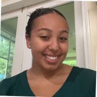 Emily Smiley's Instagram, Twitter & Facebook