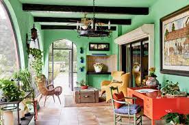 In short, it is considered by many to be a true middle green that is easy to accessorize, clearly derived from nature and offers charming connotations to ireland as well. What Is Kelly Green 12 Decorating Ideas For Kelly Green