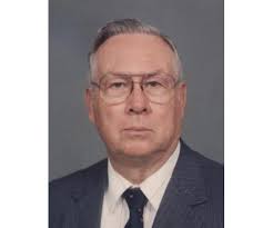 Wayne McCullough Obituary (1928