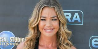 A denise is very smart but not in a nerdy way. Denise Richards Thanks Real Housewives Fans For Spotting Thyroid Problem
