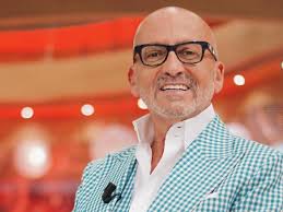 Na apresentação à imprensa, a 26 de dezembro de 2017, manuel luís goucha foi confirmado como o apresentador da casa dos segredos 7: Manuel Luis Goucha Fala Da Sua Saida Da Televisao Quando Eu Quiser Dioguinho Blog