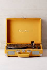 crosley uo exclusive velvet cruiser bluetooth record player yellow aesthetic pastel yellow aesthetic bluetooth record player