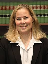 Tara Walters's Instagram, Twitter & Facebook