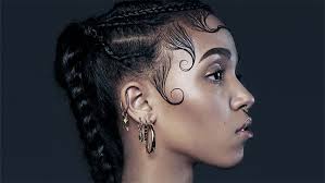 Are Baby Hairs Making A Comeback?