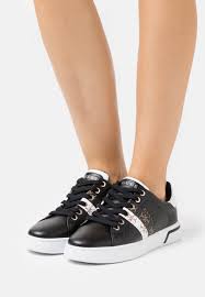 Guess gloria baskets montantes white, baskets femme zalando zalando basket femme guess,air max pas cher sur zalando,zalando chaussures guess zalando,zalando chaussures femmes guess Guess Reel Baskets Basses Black Noir Zalando Fr