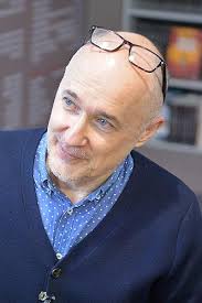 Qui : Mcguire, Richard, Piccolo, S.: Amazon.co.uk: Books