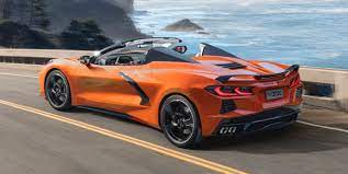 Some of the differences they point out with these two mid engine cars. Corvette Neu Als Hardtop Cabrio Und C8 Rennmodell