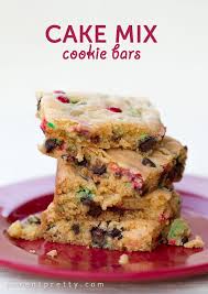 Try some of these sweet recipes that are guaranteed to please. 20 Easy Cake Mix Recipes Hacks Using Cake Mix