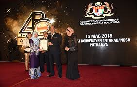 Semoga semua menteri kabinet yang dibina 2018 dalam menjalankan tugas dengan bertanggungjawab dan amanah sepanjang memikul tugas berat ini. Photo Gallery Category Kkmm Image Kementerian Komunikasi Dan Multimedia