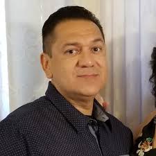 Esmeralda Reyes and Rene Valdivia's Wedding Website