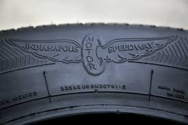 15 rahal letterman lanigan racing lost a tire and sent rahal into the wall on sunday. Firestone Firehawk Indy 500 275 60r15 107s Sl