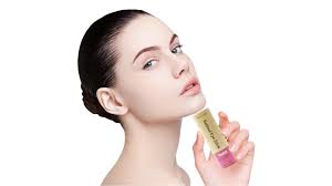 Amazon.com: Barra de ojos de retinol, bálsamo iluminador de ojos, crema de  ojos con retinol SPF 30+ con ácido hialurónico, para círculos oscuros e  hinchazón, resultados visibles en 1-2 semanas, crema :