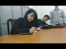 Khánh huyền (sinh năm 1971) là một nữ diễn viên điện ảnh việt nam. Hot Girl Le Thá»‹ Khanh Huyá»n Ä'anh Nhau Va Cai Káº¿t Len PhÆ°á»ng Youtube