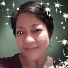 Laura parpadeó, confundida. Nunca antes había escuchado un “no” de su  madre. —Mamá, ¿me puedes cuidar a los niños este fin de semana? Voy a salir  a bailar. —No, hija. Esta vez