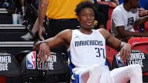Als sohn von vater charles antetokounmpo und mutter veronica antetokounmpo. Kostas Antetokounmpo Signe Aux Lakers Les Trois Freres Sont En Nba