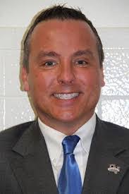 Joseph Igo's Instagram, Twitter & Facebook