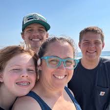 Morgan Juarez's Instagram, Twitter & Facebook