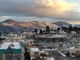 It lies astride the confluence of the north and south thompson rivers near their expansion into kamloops lake and adjacent to the kamloops. Morning In Kamloops Bc January 4 2018 Kamloops