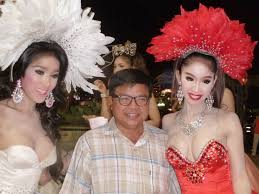 Kee Hua Chee Live!: TIFFANY SHOW IN PATTAYA IS THE WORLDS BEST, OLDEST AND  MOST SPECTACULAR TRANSVESTITE SHOW EVER!