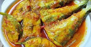 Resep ikan kuah kuning yang berasal dari daerah maluku ini cukup khas dan sangat menggugah selera. 5 Resep Ikan Bumbu Kuning Terenak Dimasak Pesmol Dan Pedas Bikin Ketagihan Inews Id Line Today